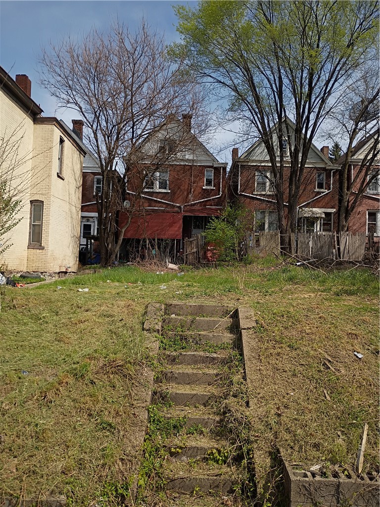 7607 Baxter St