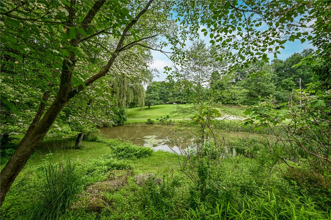 Forward Twp - But, Pennsylvania 16033, United States, 3 Bedrooms Bedrooms, ,3 BathroomsBathrooms,Residential,Active,154588