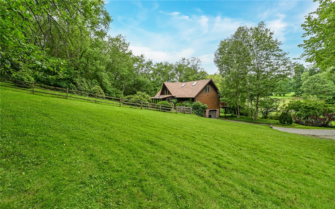 Forward Twp - But, Pennsylvania 16033, United States, 3 Bedrooms Bedrooms, ,3 BathroomsBathrooms,Residential,Active,154588