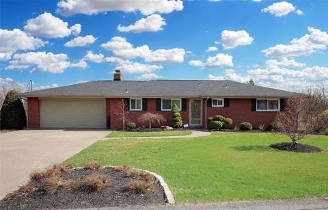 Homes For Sale - 8 Hickory Grade Rd<br/> Cecil, PA 15321