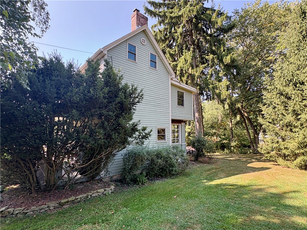 2345 Fairlawn Dr