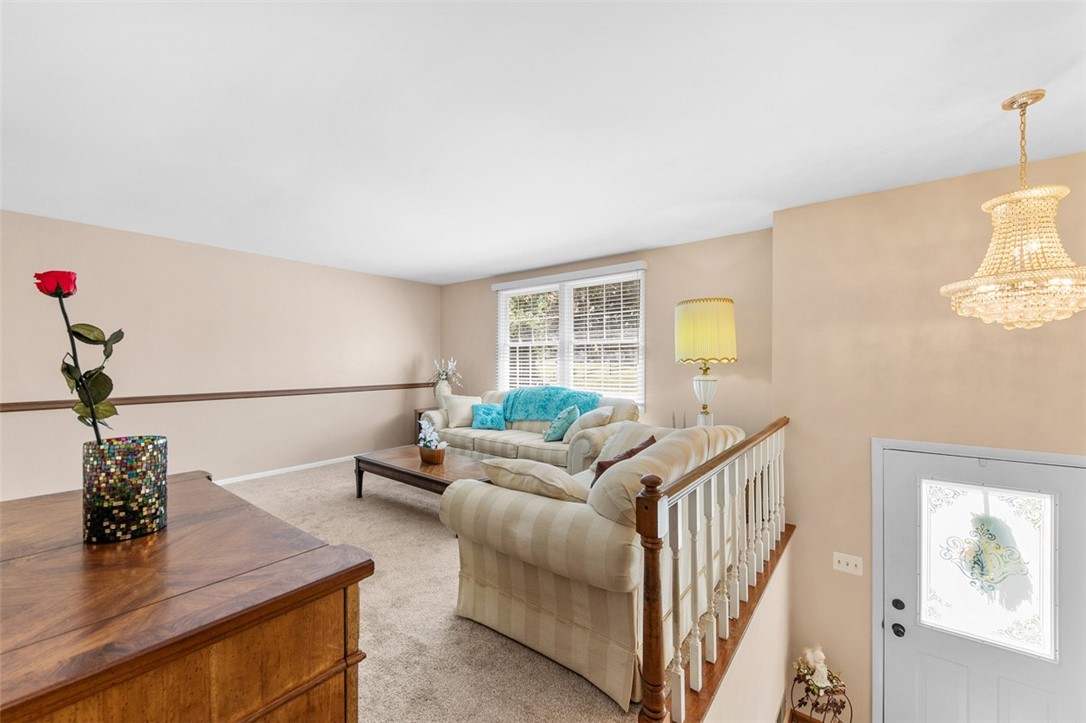 Penn Twp, Pennsylvania 15632, United States, 3 Bedrooms Bedrooms, ,3 BathroomsBathrooms,Residential,Active,213500