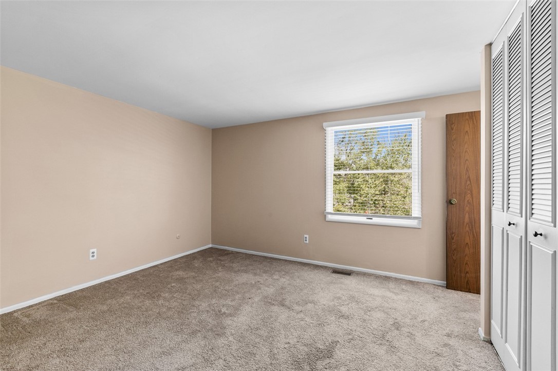 Penn Twp, Pennsylvania 15632, United States, 3 Bedrooms Bedrooms, ,3 BathroomsBathrooms,Residential,Active,213500