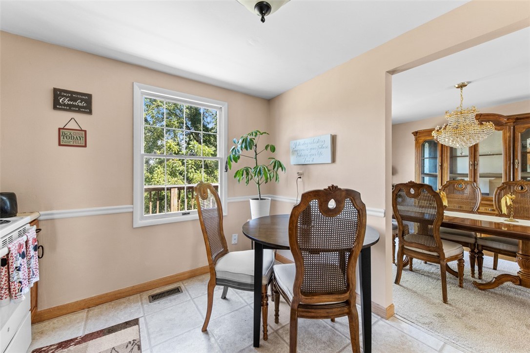 Penn Twp, Pennsylvania 15632, United States, 3 Bedrooms Bedrooms, ,3 BathroomsBathrooms,Residential,Active,213500