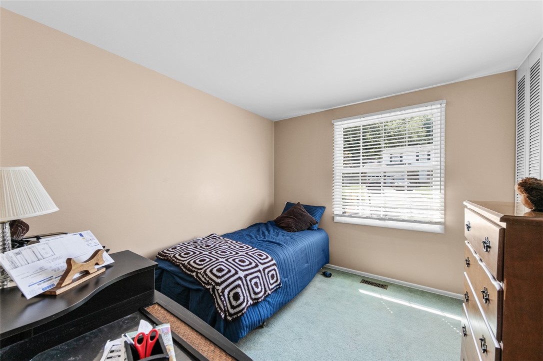 Penn Twp, Pennsylvania 15632, United States, 3 Bedrooms Bedrooms, ,3 BathroomsBathrooms,Residential,Active,213500