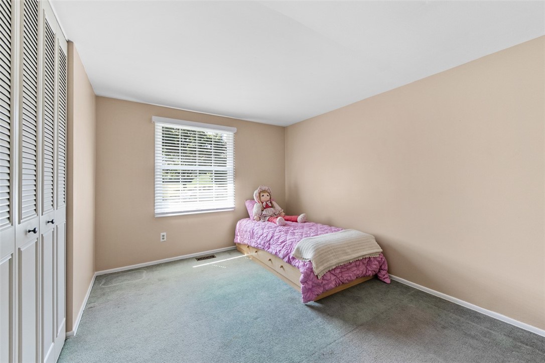 Penn Twp, Pennsylvania 15632, United States, 3 Bedrooms Bedrooms, ,3 BathroomsBathrooms,Residential,Active,213500