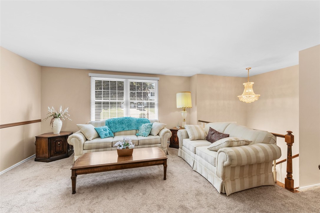 Penn Twp, Pennsylvania 15632, United States, 3 Bedrooms Bedrooms, ,3 BathroomsBathrooms,Residential,Active,213500