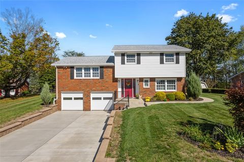 Photo of 140 Kruest Dr, Freedom, PA 15042 (MLS # 1724955)
