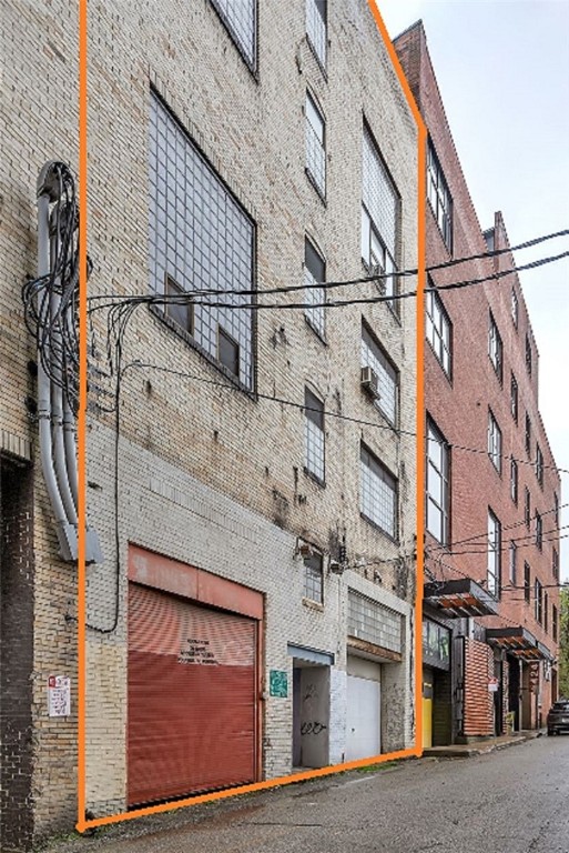 420 N Craig St
