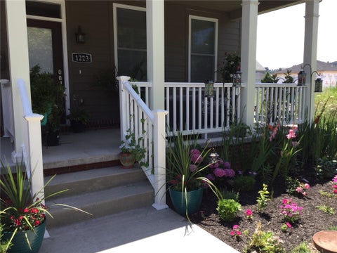 Homes For Sale - 1223 Columbus Ave<br/> Manchester, PA 15233