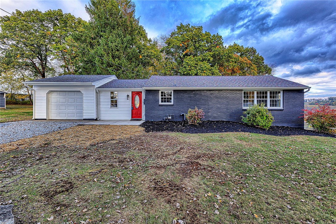 329 Circle Dr