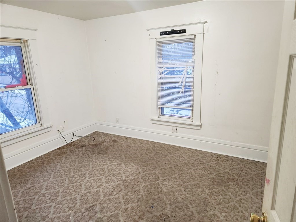 Sharon, Pennsylvania 16146, United States, 3 Bedrooms Bedrooms, ,1 BathroomBathrooms,Residential,Active,254180