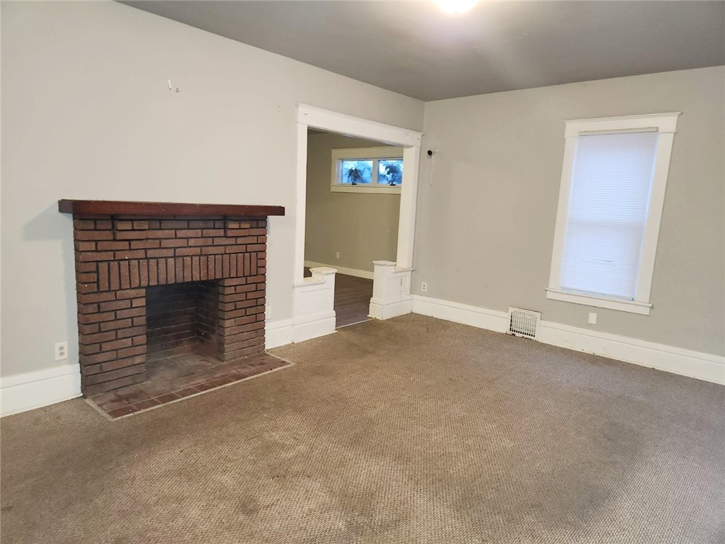 Sharon, Pennsylvania 16146, United States, 3 Bedrooms Bedrooms, ,1 BathroomBathrooms,Residential,Active,254180