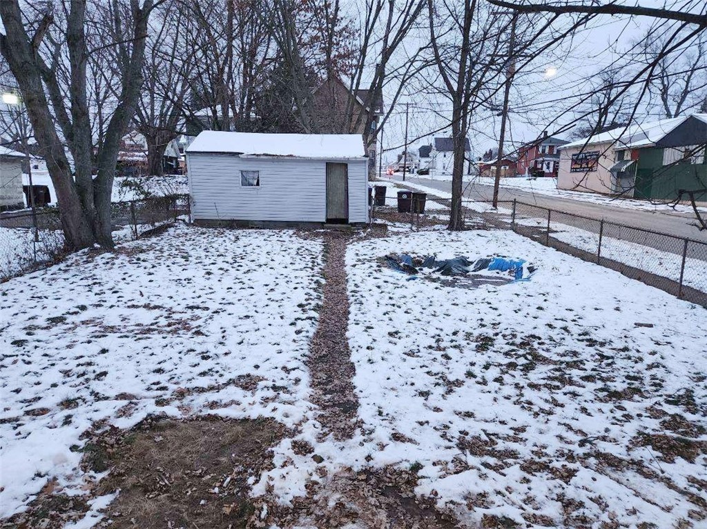 Sharon, Pennsylvania 16146, United States, 3 Bedrooms Bedrooms, ,1 BathroomBathrooms,Residential,Active,254180