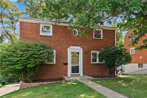 Photo of 1309 Jefferson Heights Rd, Pittsburgh, PA 15235 (MLS # 1763776)