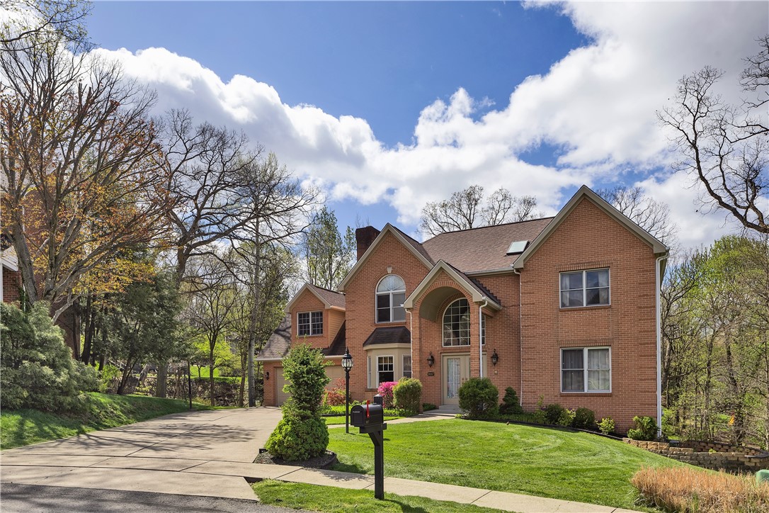 9007 Hampshire Ct