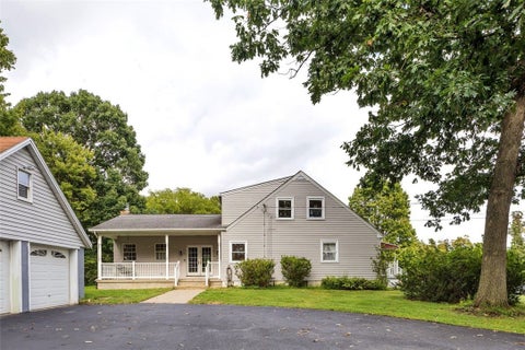 Homes For Sale - 3711 E State Route 819<br/> Bell Twp, PA 15681