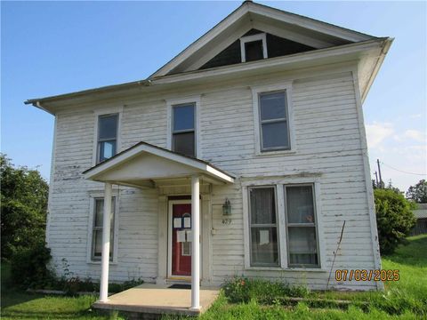 Photo of 429 Main St, Callensburg Boro, PA 16213 (MLS # 1727256)