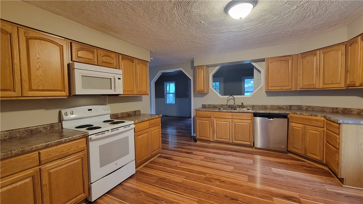 141 4th Street