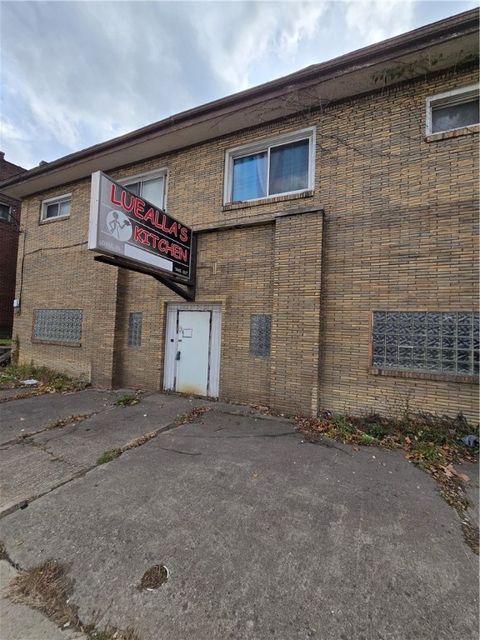 Photo of 911 Duquesne Blvd, Duquesne, PA 15110 (MLS # 1732582)