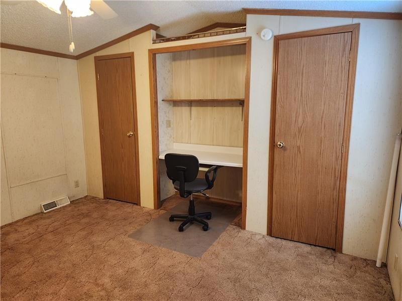 213 Storm Ln, Adamsburg, Pennsylvania image 11