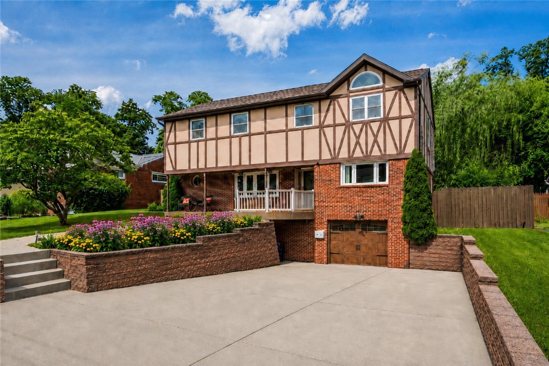 Photo 1 of 47 — 1031 Sanda Dr, Baldwin Boro, PA 15227