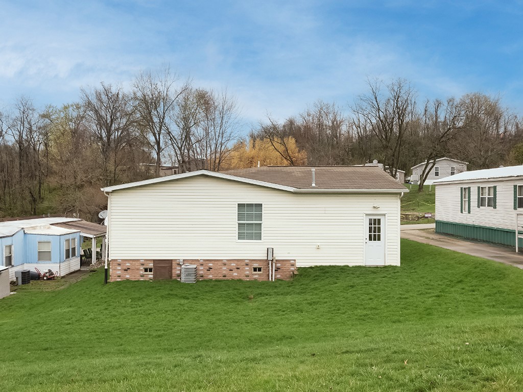 13 Hilltop Dr Dr, Finleyville, Pennsylvania image 4