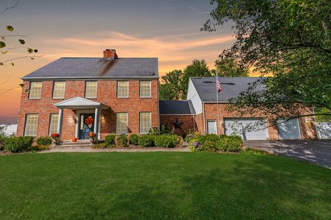 Photo of 200 Balsinger Rd, Uniontown, PA 15401 (MLS # 1723400)