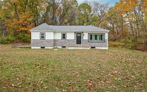 Photo of 157 Clever Rd, Mckees Rocks, PA 15136 (MLS # 1742681)