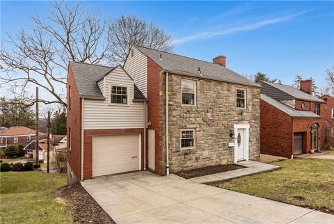 Photo of 772 Scott Rd, Pittsburgh, PA 15228 (MLS # 1747046)