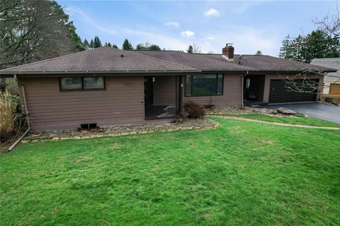 Photo of 128 Shanahan Rd, Butler, PA 16001 (MLS # 1745997)