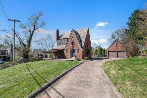 Photo of 1516 Riverside Dr, Verona, PA 15149 (MLS # 1747348)