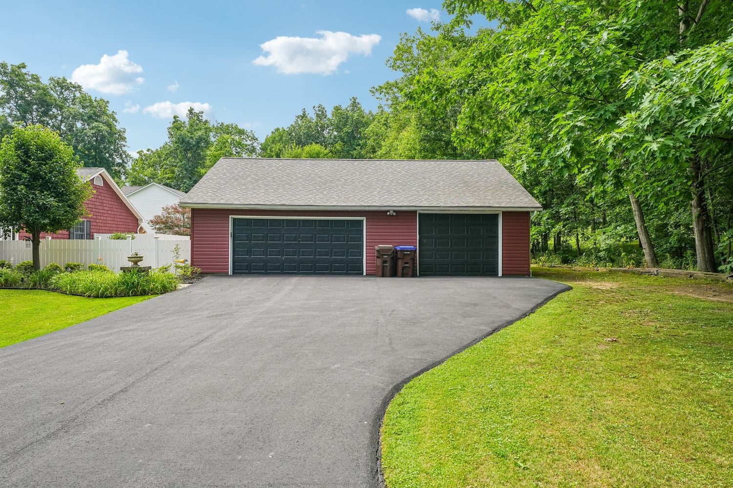 35 Woodlawn Drive