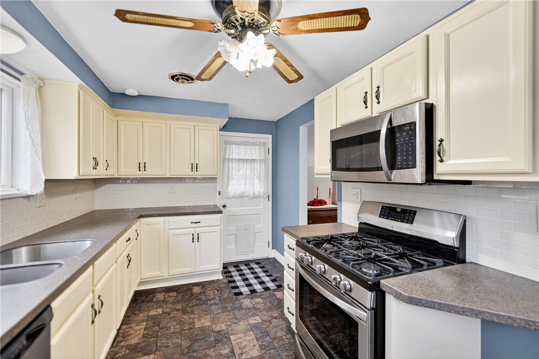 Moon/Crescent Twp, Pennsylvania 15108, United States, 3 Bedrooms Bedrooms, ,3 BathroomsBathrooms,Residential,Active,176091