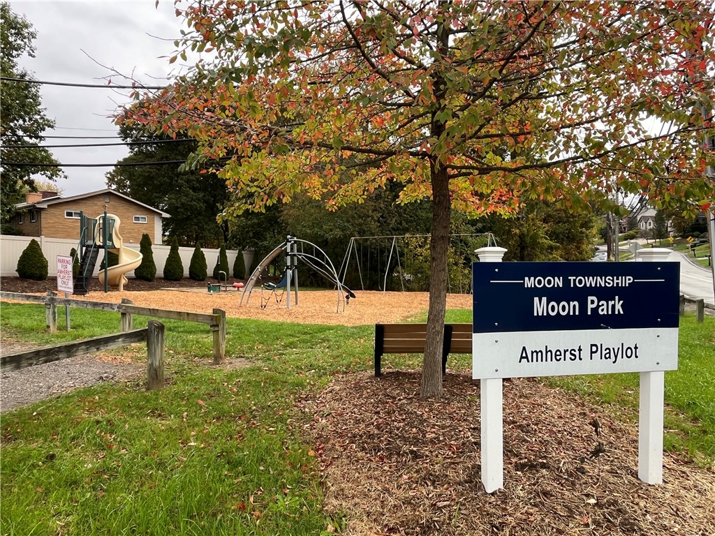 Moon/Crescent Twp, Pennsylvania 15108, United States, 3 Bedrooms Bedrooms, ,3 BathroomsBathrooms,Residential,Active,176091