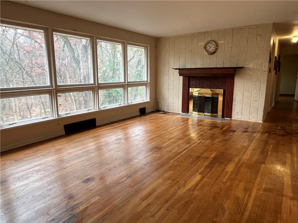 Moon/Crescent Twp, Pennsylvania 15108, United States, 3 Bedrooms Bedrooms, ,3 BathroomsBathrooms,Residential,Active,176091