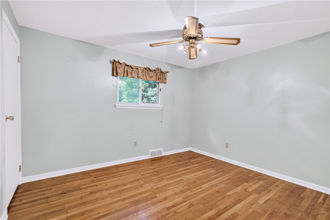 Moon/Crescent Twp, Pennsylvania 15108, United States, 3 Bedrooms Bedrooms, ,3 BathroomsBathrooms,Residential,Active,176091