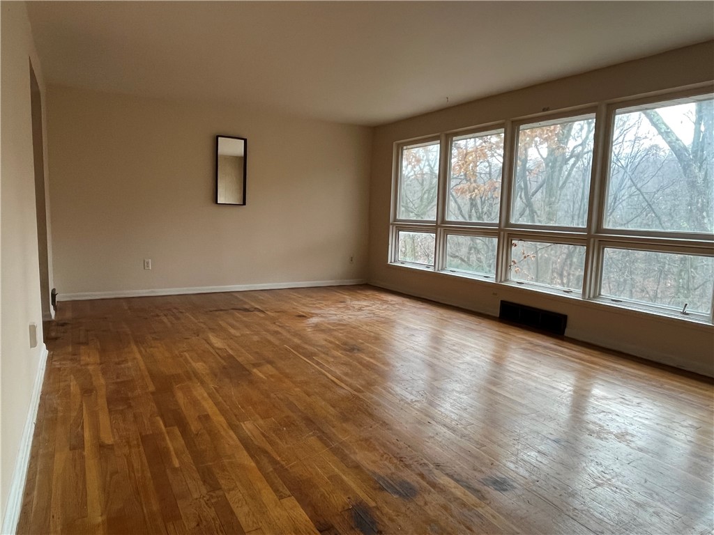 Moon/Crescent Twp, Pennsylvania 15108, United States, 3 Bedrooms Bedrooms, ,3 BathroomsBathrooms,Residential,Active,176091