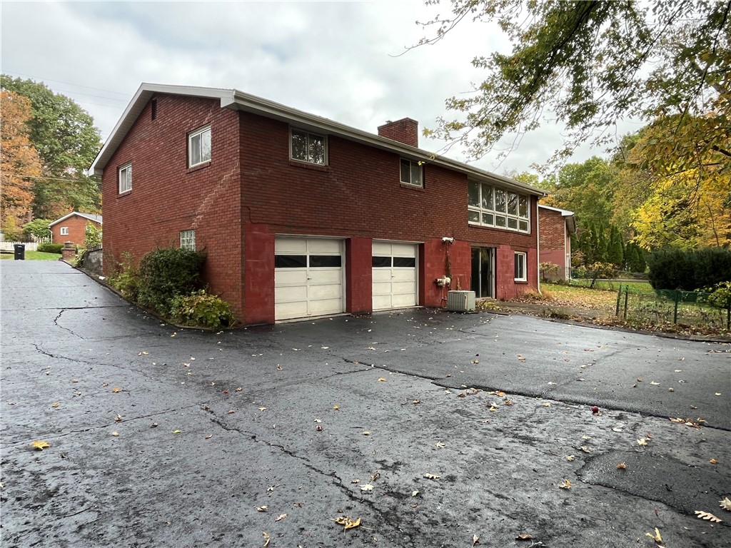 Moon/Crescent Twp, Pennsylvania 15108, United States, 3 Bedrooms Bedrooms, ,3 BathroomsBathrooms,Residential,Active,176091