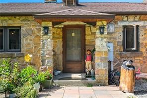 Emlenton, Pennsylvania, 16373, United States, 4 Bedrooms Bedrooms, ,3 BathroomsBathrooms,Residential,Active,2023429