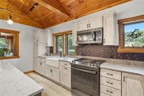 Emlenton, Pennsylvania, 16373, United States, 4 Bedrooms Bedrooms, ,3 BathroomsBathrooms,Residential,Active,2023429