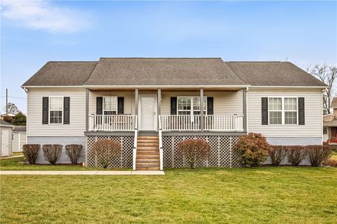 Photo of 104 Cat Tail Lane, Mount Pleasant, PA 15666 (MLS # 1743312)