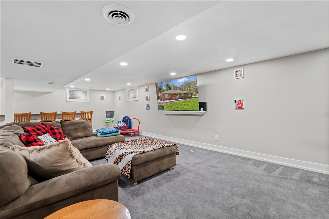 2500 Lincoln Way, White Oak, Pennsylvania image 30