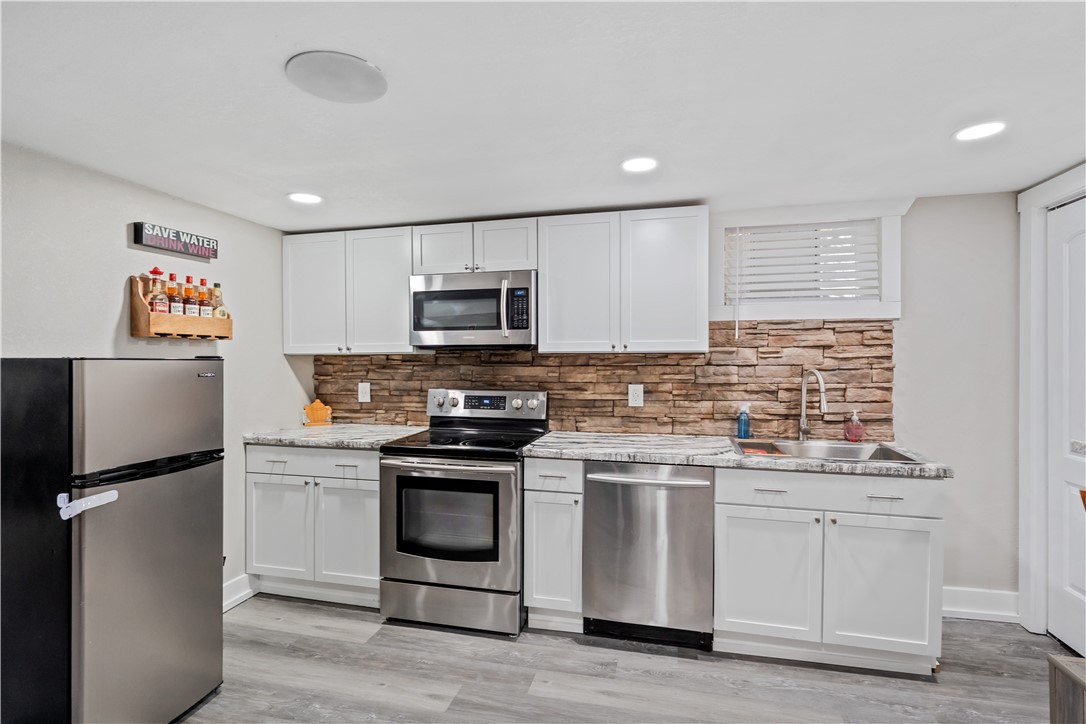 2500 Lincoln Way, White Oak, Pennsylvania image 32