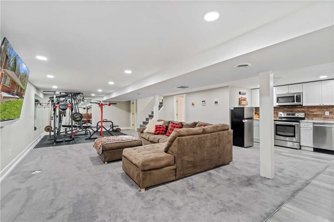 2500 Lincoln Way, White Oak, Pennsylvania image 29