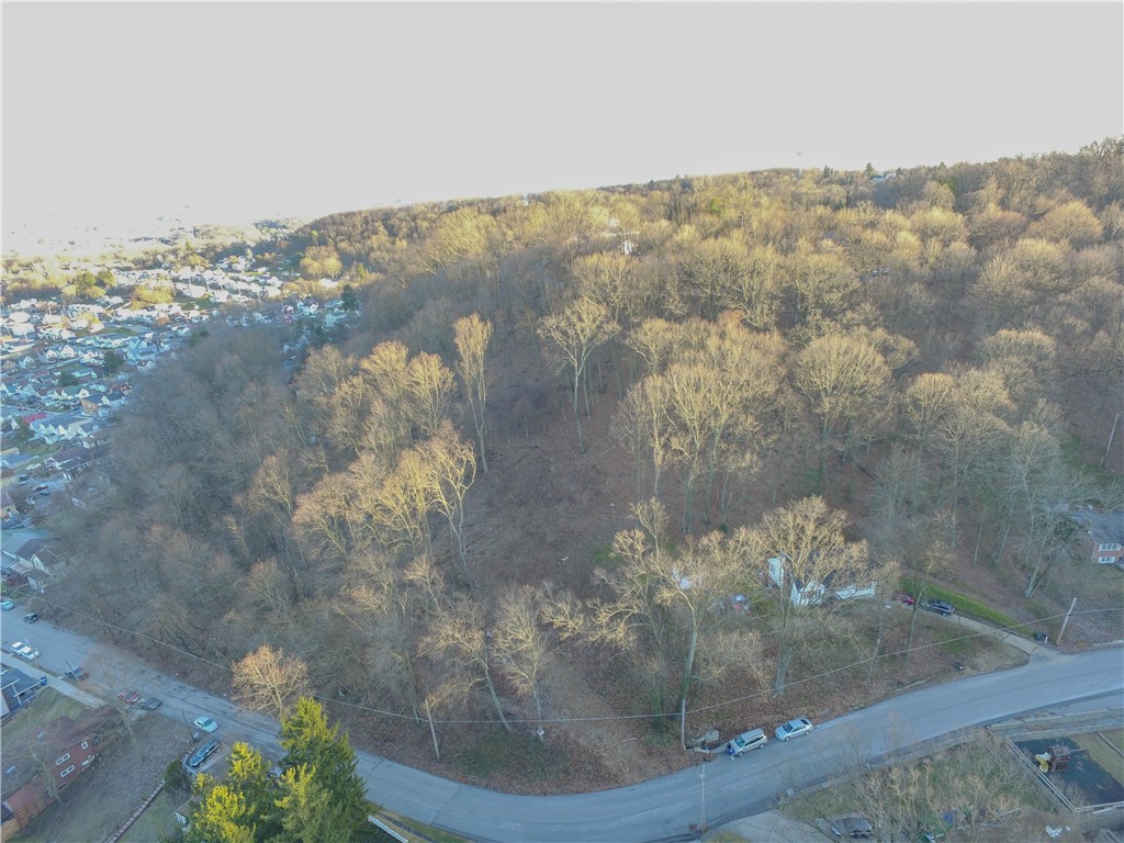 Wayne Avenue, Ellwood City - LAW, Pennsylvania image 3