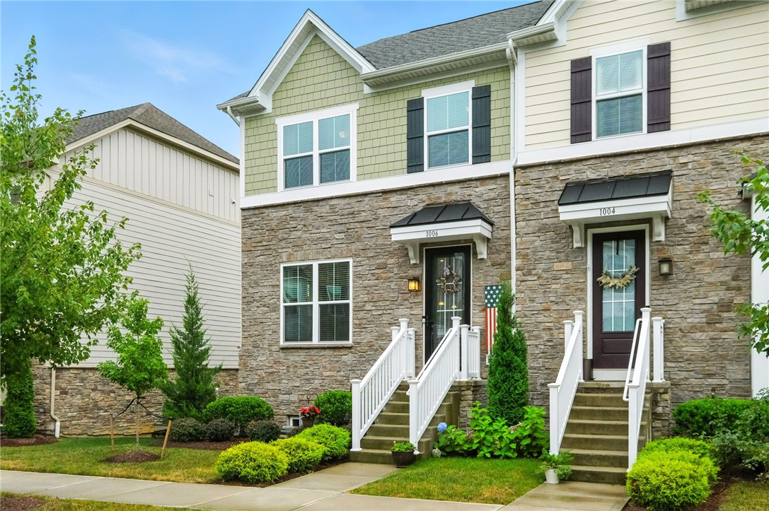 1006 Mohawk Lane