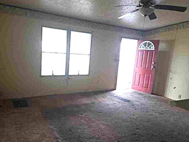 140 Victoria Ln