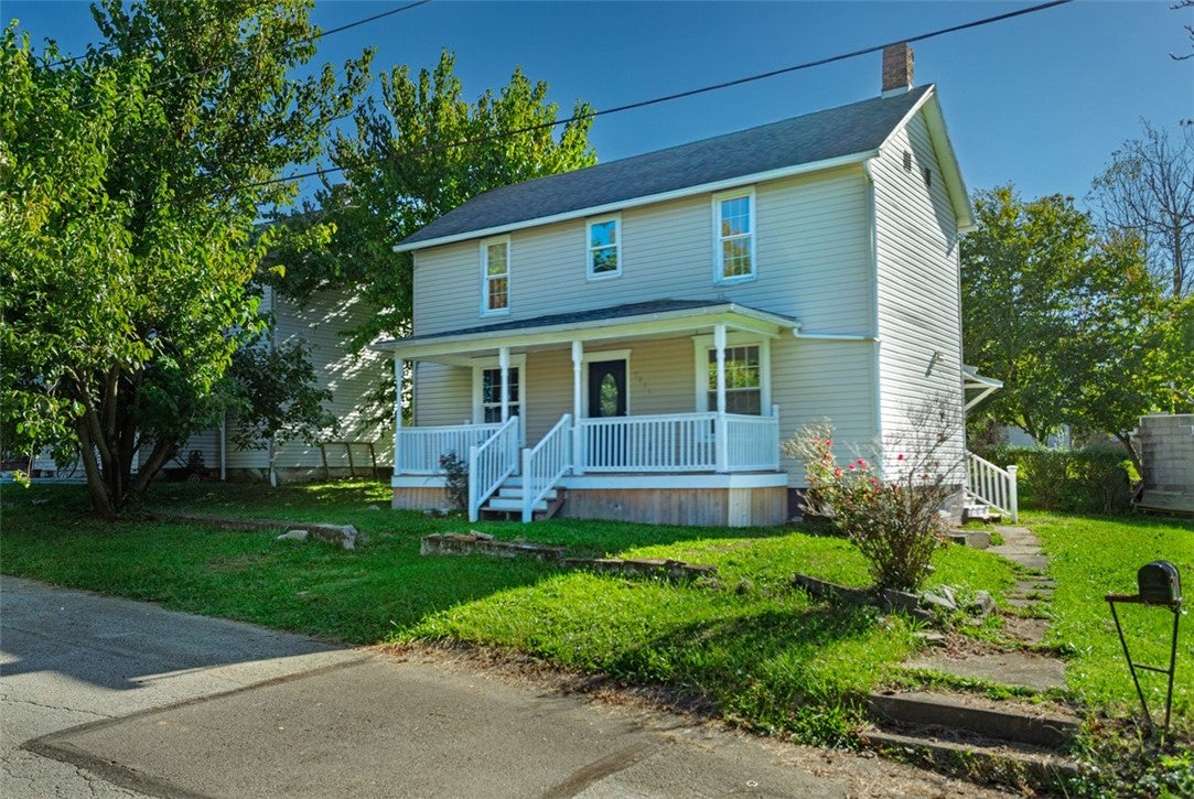 1211 Lawn Ave
