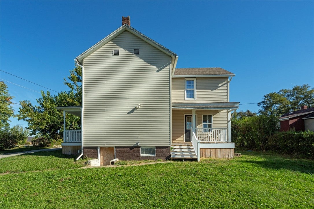1211 Lawn Ave